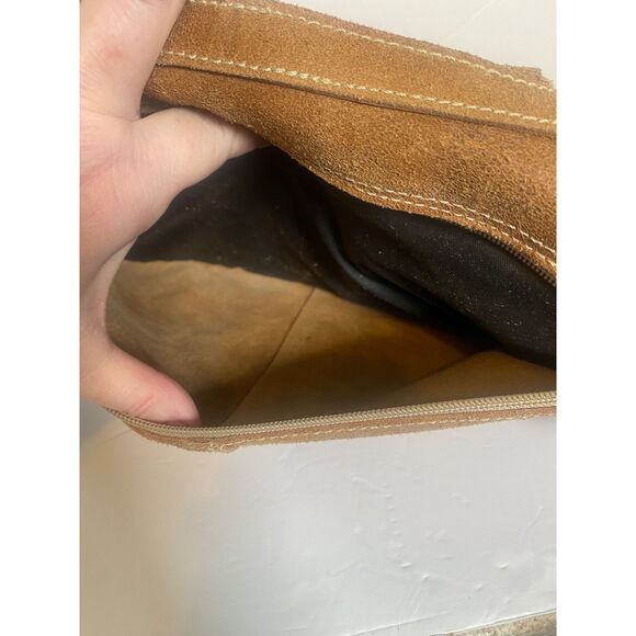 David King Boston Genuine Leather Messenger Bag – Tan Suede – Adjustable Strap - Picture 5 of 11